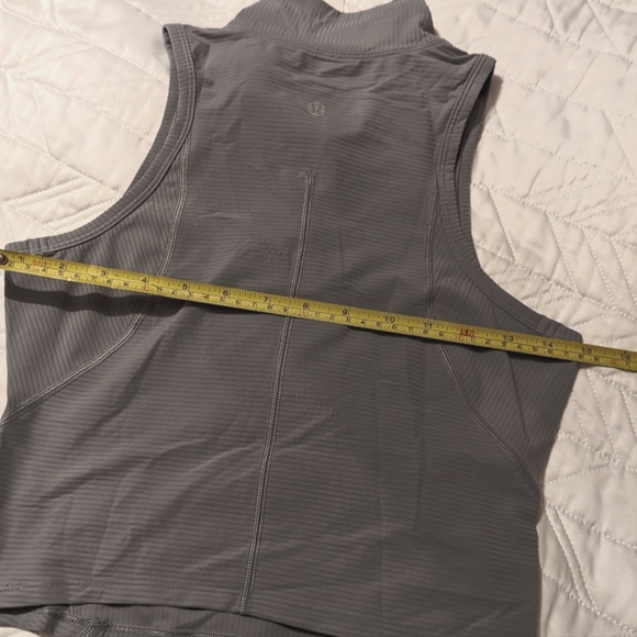 🍋Lululemon cropped mockneck half-zip (size 8, rhino grey) - Picture 3 of 6